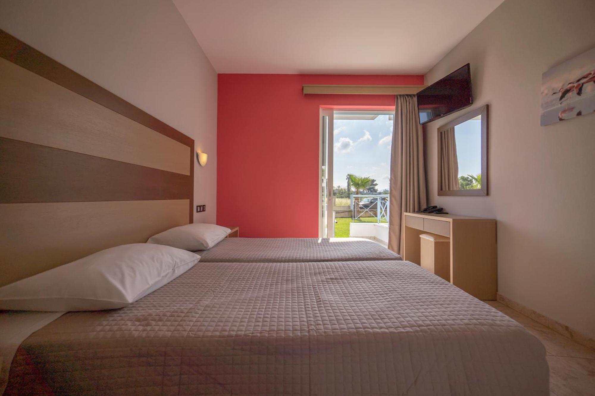 Akti Dimis Hotel Tigkaki  Bagian luar foto