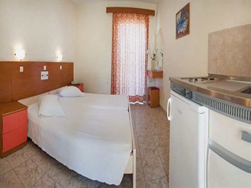 Akti Dimis Hotel Tigkaki  Bagian luar foto